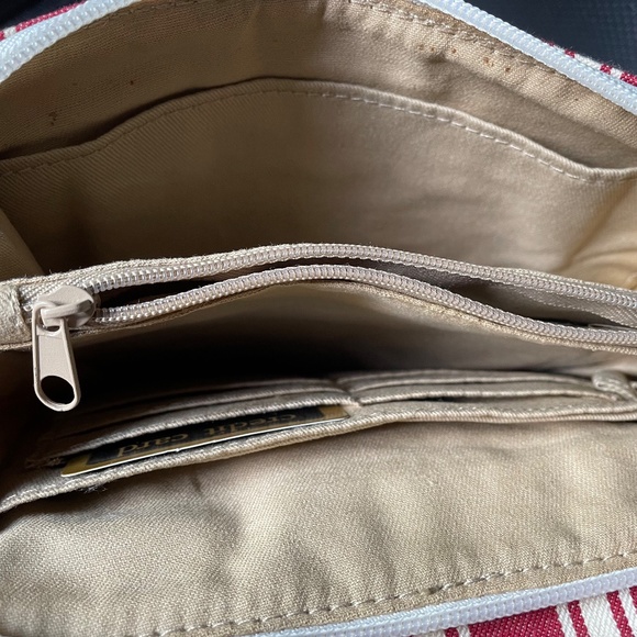 NWT GAL Bag - Red & White w Tan Accents - Lots of Pockets & Adjustable Strap - Picture 6 of 6